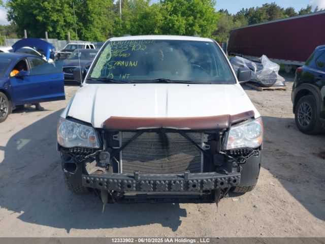 2C4RDGBG0FR612809 Dodge Grand Caravan Se/sxt
