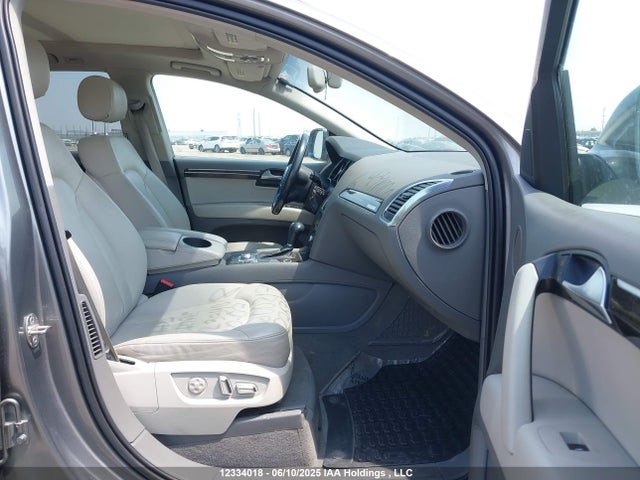 2010 Audi Q7 Premium მანქანა იყიდება აუქციონზე, vin: WA1JYCFE0AD002174, აუქციონის ნომერი: 12334018