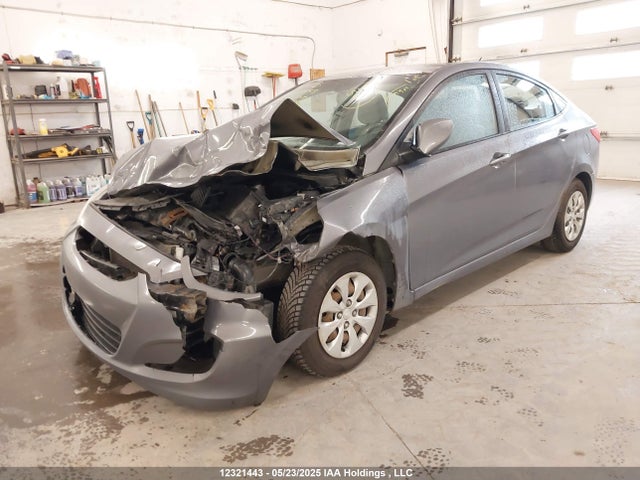 KMHCT4AE4GU067821 Hyundai Accent Le