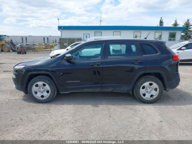 1C4PJMAS6FW680530 Jeep Cherokee