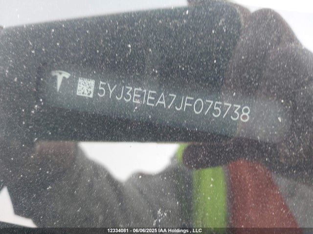 5YJ3E1EA7JF075738 Tesla MODEL 3
