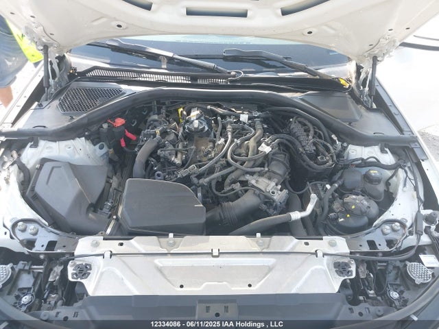 3MW5R7J05M8C03915 BMW 330i Xdrive