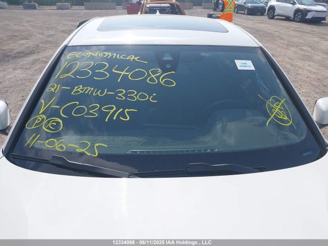 3MW5R7J05M8C03915 BMW 330i Xdrive