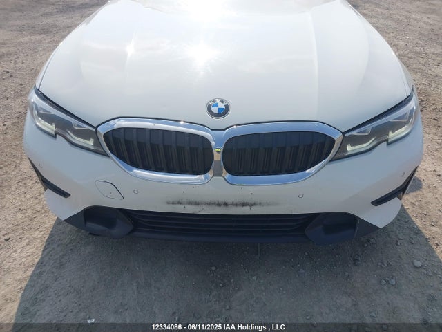 3MW5R7J05M8C03915 BMW 330i Xdrive