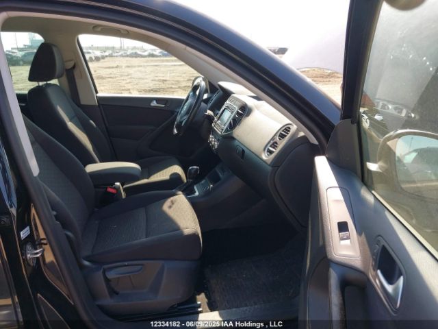 WVGJV7AX8FW575572 Volkswagen 2015