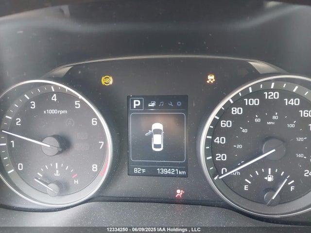 KMHD84LFXHU219887 Hyundai Elantra