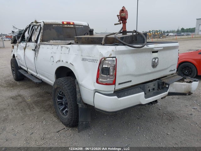 RAM 3500 2023 3C63R3HL2PG579962 Image 3