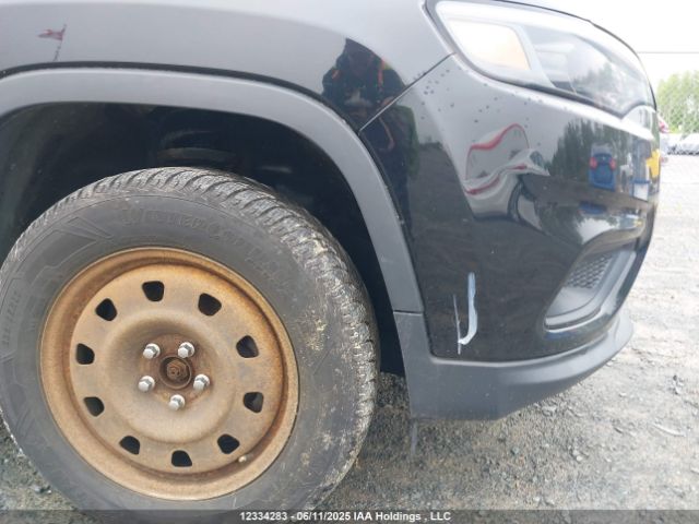 1C4PJMCB7KD279541 Jeep 2019