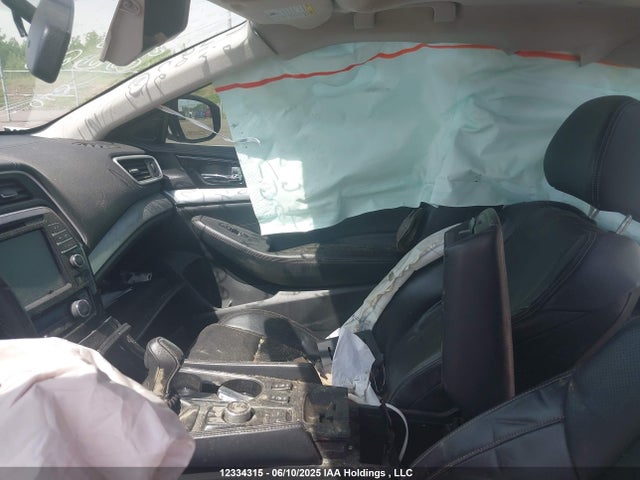 1N4AA6AP9GC395049 Nissan Maxima