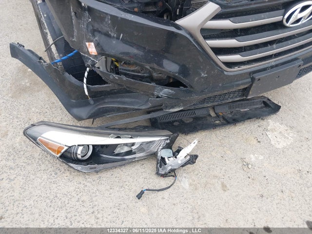 KM8J33A4XGU239763 Hyundai 2016