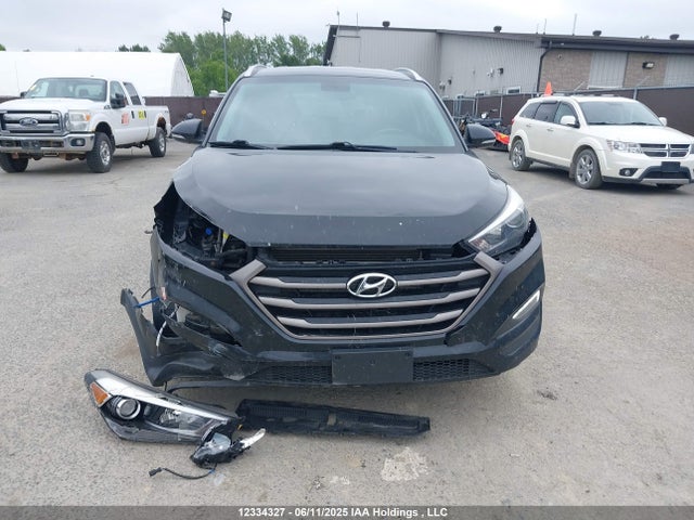 KM8J33A4XGU239763 Hyundai 2016