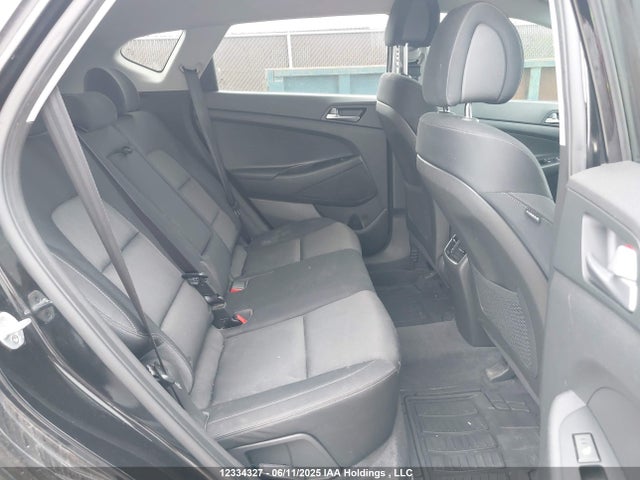 KM8J33A4XGU239763 Hyundai 2016