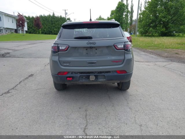 3C4NJDDB2NT156704 Jeep 2022