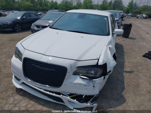 2C3CCASG4PH561297 Chrysler 300 Touring L