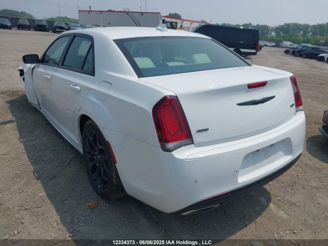 2C3CCASG4PH561297 Chrysler 300 Touring L