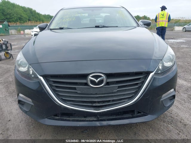 3MZBM1U71FM126882 Mazda pe