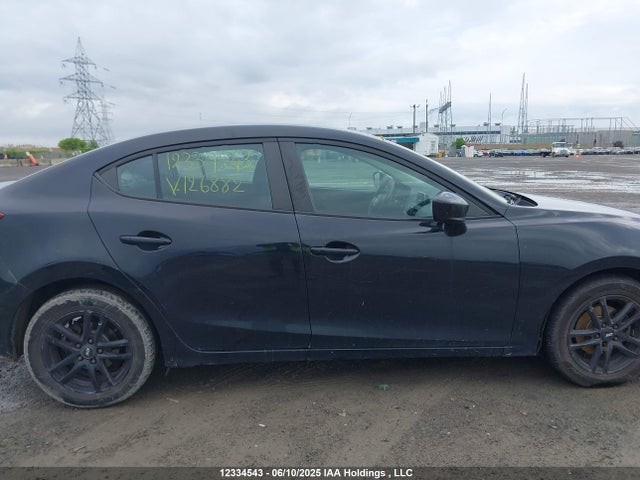 3MZBM1U71FM126882 Mazda pe