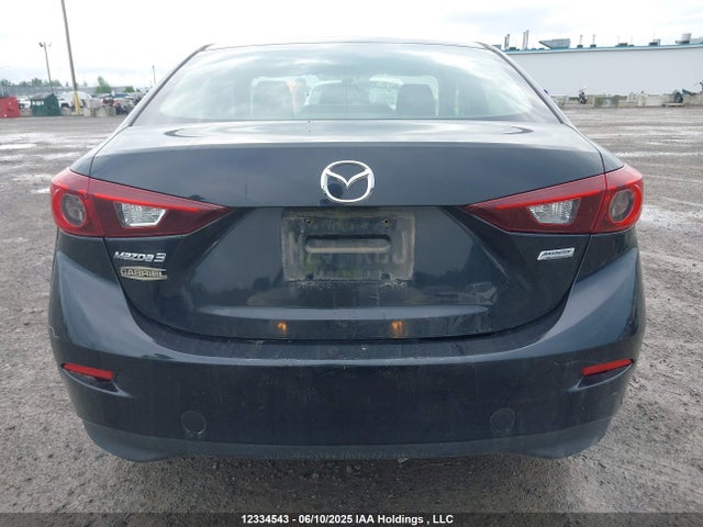 3MZBM1U71FM126882 Mazda pe