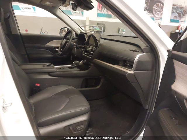 Toyota t24a-fts 2024 5TDAAAB53RS054919 Image 5