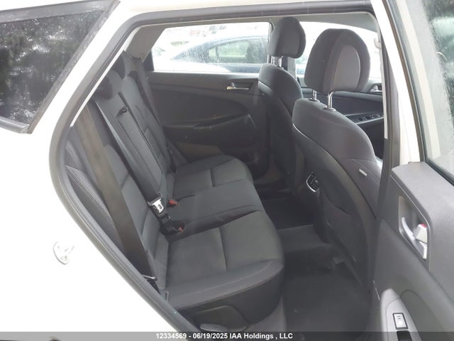KM8J3CA4XGU154986 Hyundai Tucson