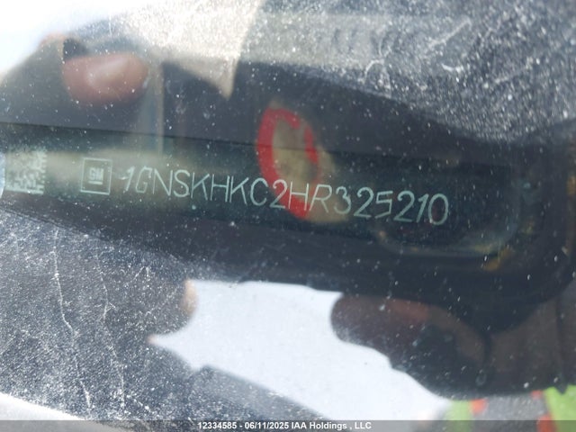 Chevrolet Suburban 2017 1GNSKHKC2HR325210 Image 17