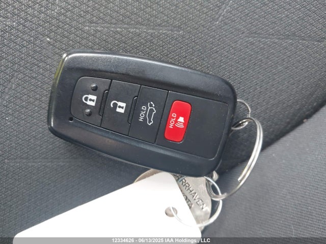 2T3RWRFV1RW217126 Toyota a25a-fxs