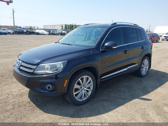 WVGJV7AX7FW535161 Volkswagen Tiguan