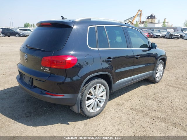 WVGJV7AX7FW535161 Volkswagen Tiguan