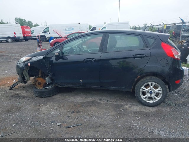 Ford 1.6l ti-vct premium fuel 2016 3FADP4EJXGM121654 Image 14