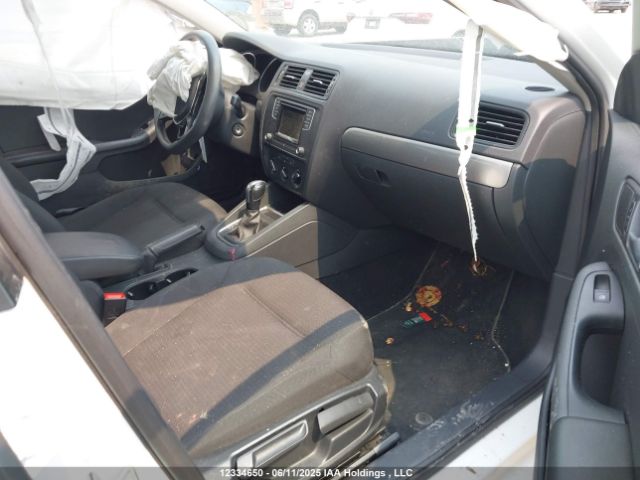 3VW267AJ6GM384877 Volkswagen Jetta