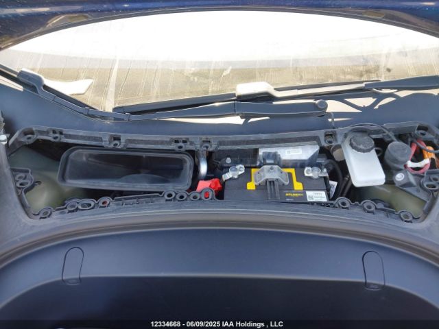 5YJ3E1EB6JF107121 Tesla MODEL 3