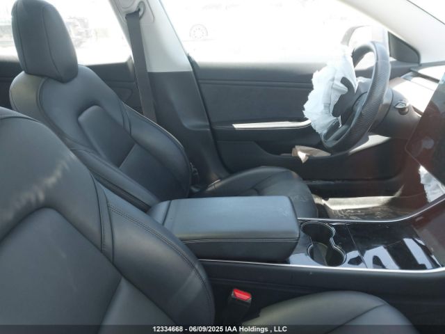 5YJ3E1EB6JF107121 Tesla MODEL 3
