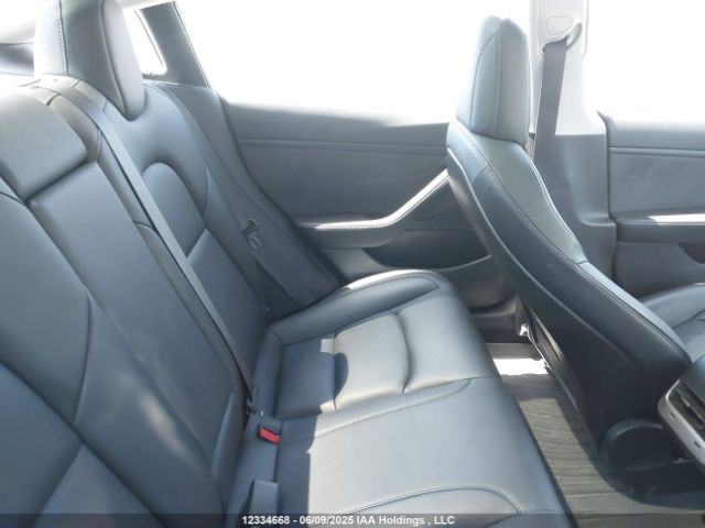 5YJ3E1EB6JF107121 Tesla MODEL 3