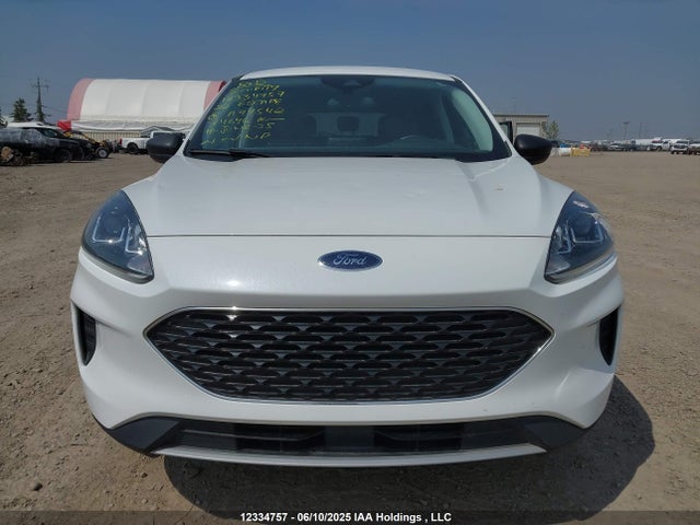 1FMCU0EZ6NUA77542 Ford hev/phev