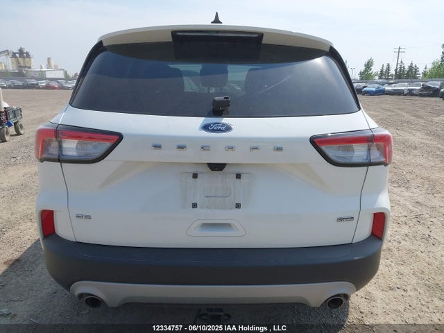 1FMCU0EZ6NUA77542 Ford hev/phev