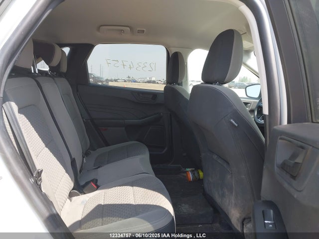 1FMCU0EZ6NUA77542 Ford hev/phev