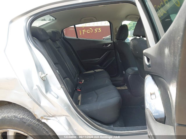 3MZBN1V74JM225071 Mazda pe