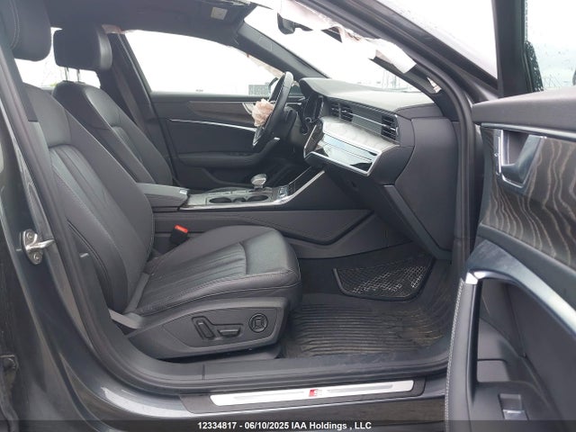 WAUM2AF25NN008905 Audi 55 tfsi (3.0t)