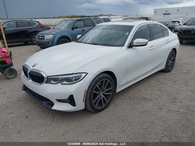 3MW5R7J08N8C74799 BMW 330I