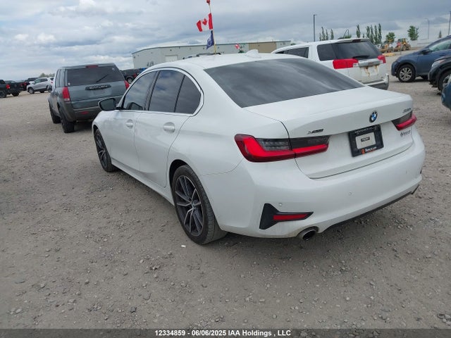 3MW5R7J08N8C74799 BMW 330I
