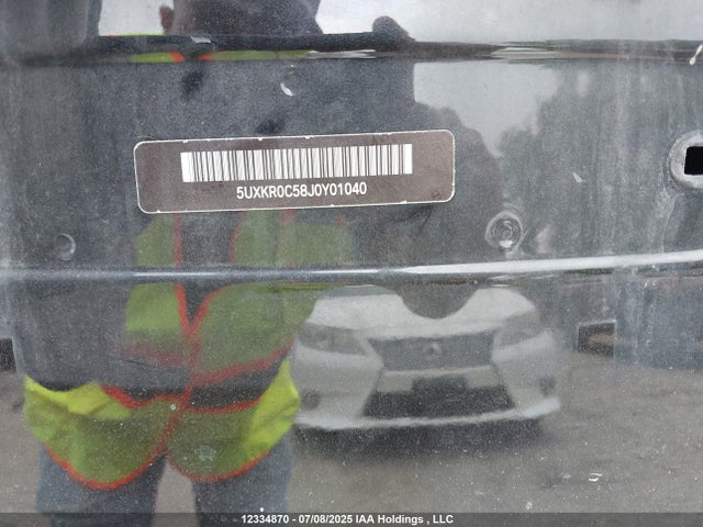 5UXKR0C58J0Y01040 BMW X5