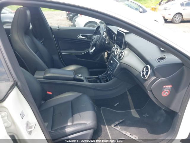 WDDSJ4EB8FN209415 Mercedes-Benz CLA 250