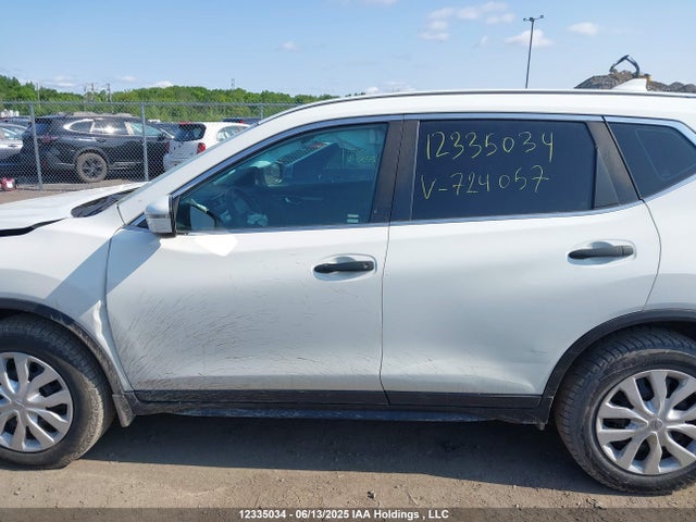5N1AT2MV8JC724057 Nissan Rogue