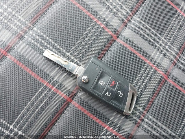 3VW5T7AU3GM055781 Volkswagen Golf GTI
