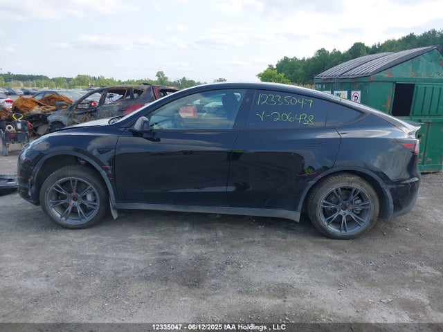 7SAYGDEE1RF206438 Tesla Model Y