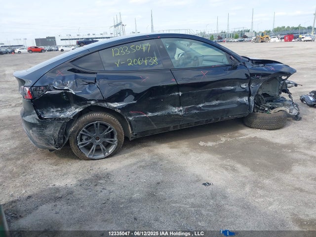 7SAYGDEE1RF206438 Tesla Model Y