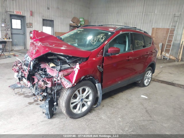 1FMCU9G90HUA42615 Ford 2017