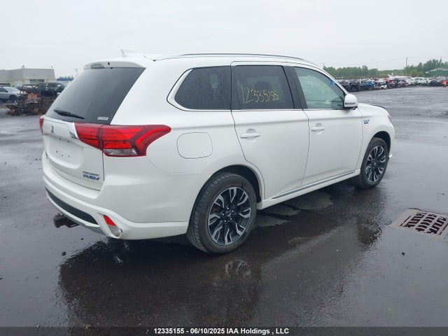 JA4J24A57JZ612915 Mitsubishi s61 - y61