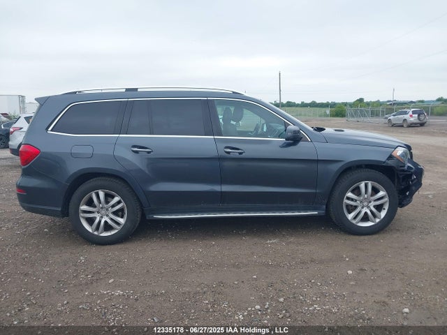 4JGDF2EEXFA559182 Mercedes-Benz 2015
