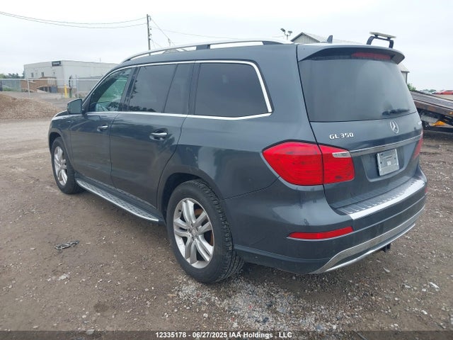 4JGDF2EEXFA559182 Mercedes-Benz 2015